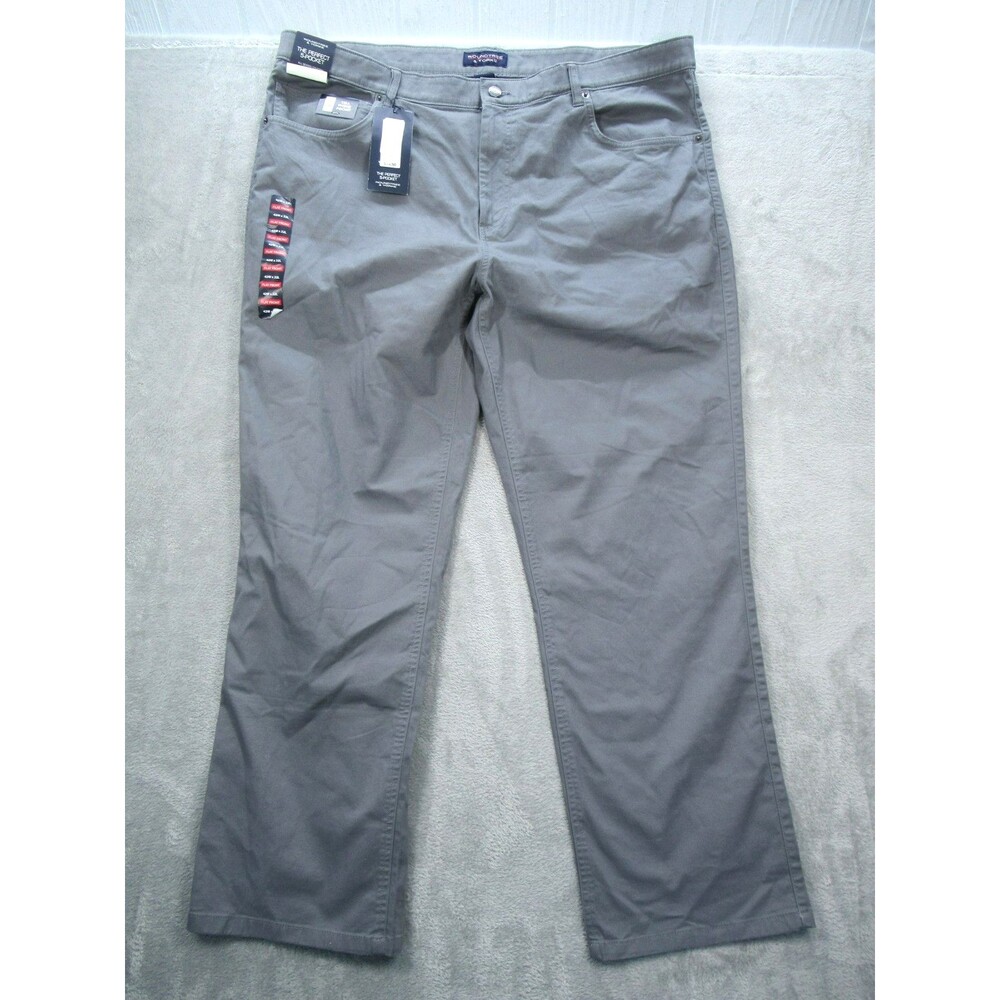 NWT Roundtree & Yorke Pants Mens 42x32 (Fits 41x30) Classic Fit 5-Pocket Gray